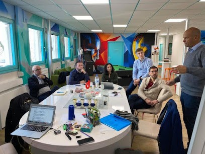 Formation Commerciale - Trainer Information Board, Centre de Formation à Saint-Maur-des-Fossés