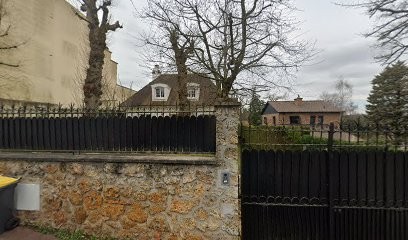 Safran, Centre de Formation à La Celle-Saint-Cloud