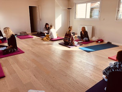 Coorelations Formations Santé, Qualité De Vie Et Conditions De Travail - Méditation De Pleine Conscience & Yoga, Centre de Formation à Floirac