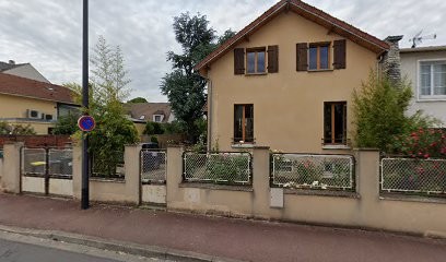 Malcolm Pauline, Centre de Formation à Antony