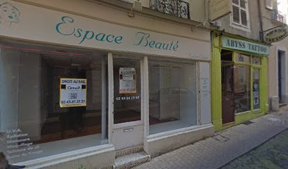 Indiscipline, Centre de Formation au Mans