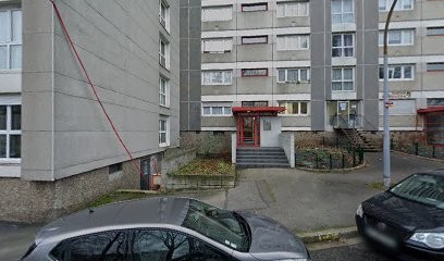 Relay Center, Centre de Formation à Amiens