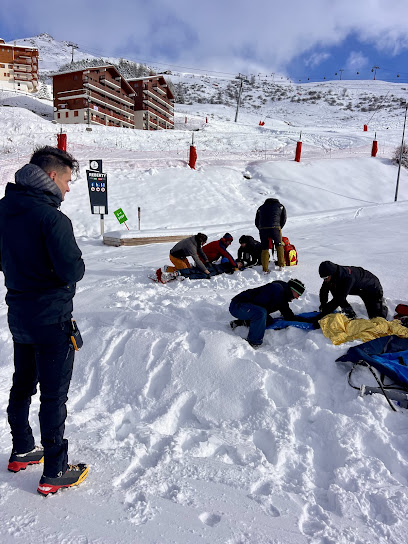 Cdfpi : Centre De Formations "Primo-Intervenants" - Premiers Secours, Secours Tactique Et Secours En Montagne Centre De Formation à Nice