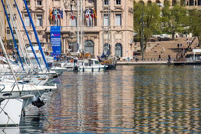 Ecole De La Marine De Plaisance Centre De Formation à Marseille 07
