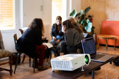 Les Mots Dans La Main, Centre de Formation à Riom