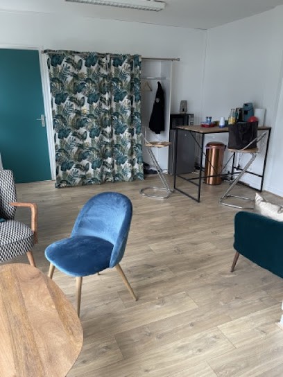 École De L'humain - Formations Thérapie Et Hypnose Humaniste Vannes - Saint Avé, Centre de Formation à Saint-Avé