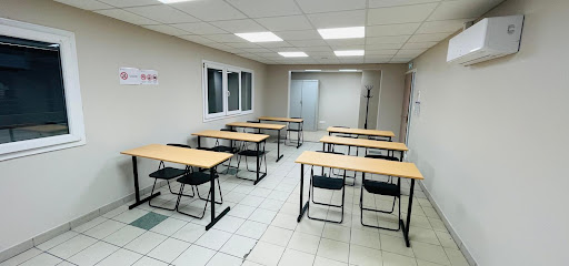 Inatis Academy, Centre De Formation à Petite-Forêt