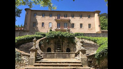 Collège Sfere - French Company Of Studies And Search En Energétique, Centre de Formation à La Tour-d'Aigues