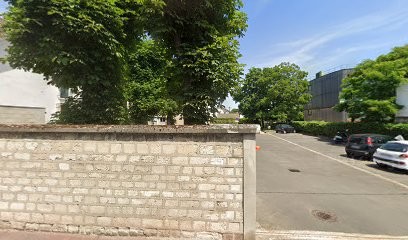 Mauget Reborn, Centre de Formation à Maisons-Laffitte