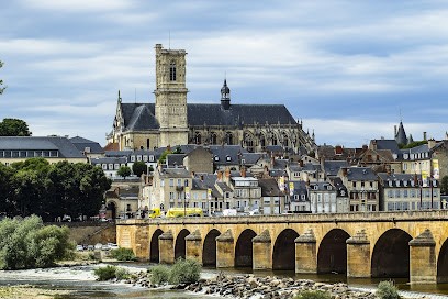 Foundation Infa Nevers, Centre de Formation à Nevers