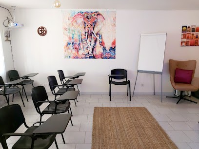 Institute Between, Centre de Formation à Marseille 11