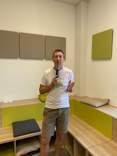 Olivier Lebleu, Centre de Formation à Fontaines-Saint-Martin