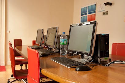 Mangaia, Centre de Formation à Paris 09