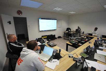 Ems Electronics Centre De Formation à Saint-Pierre-du-Perray