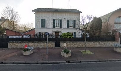 Alain Jabes, Centre de Formation à Éragny