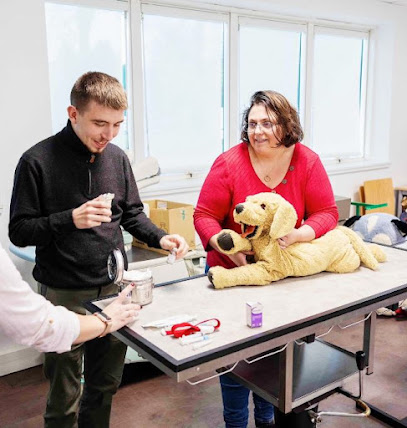 Apivet - Ecole Auxiliaire Vétérinaire Centre De Formation à Cesson-Sévigné