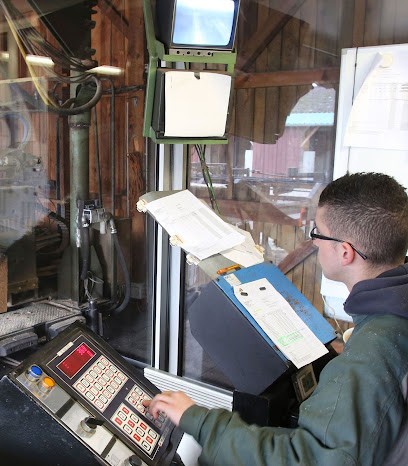 Training Center For Apprentices Industry Du Bois, Centre de Formation à Arengosse