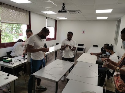 First Class Orly, Centre de Formation à Thiais