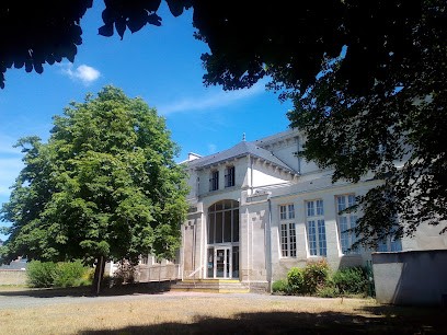 Institut De Formation En Soins Infirmiers Et D'aides-Soignants - Ch Nord Deux Sèvres, Centre de Formation à Thouars