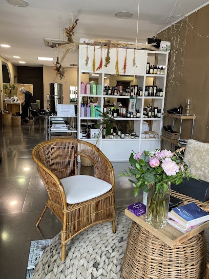 H4c2- Center Hairdressing Training En Continue, Centre de Formation à Saint-Rémy-de-Provence