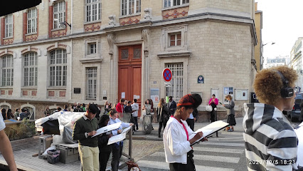 Etablissement Belleville-Ramponeau Des Cours D'adultes De Paris Centre De Formation à Paris 20