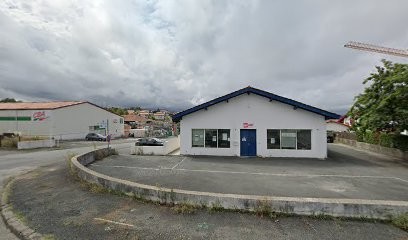 Intolerable Pays Basque, Centre de Formation à Saint-Jean-de-Luz