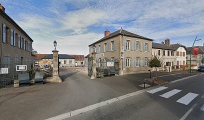 The Ecole Of The Deuxième Chance, Centre de Formation à La Machine