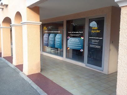 Come Together, Centre de Formation à Fréjus