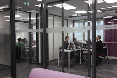 Tanit Formation, Centre de Formation à Paris 11