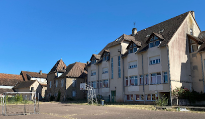 Tisseurs De Fraternité, Centre De Formation à Verosvres