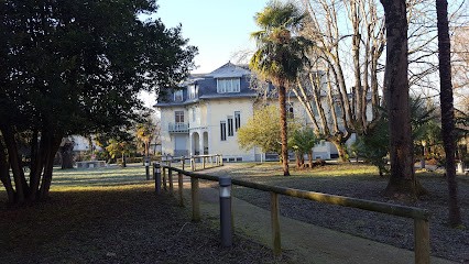 Les Compagnons Du Devoir, Centre de Formation à Gelos