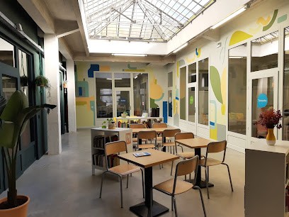 Jakinola - Home Languages, Centre de Formation à Bayonne