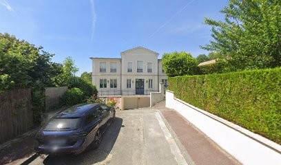 Fournet Pierre, Centre de Formation au Mesnil-le-Roi