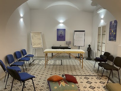 Training Du Soin Au Soi Pour Devenir Therapist Holistic / Energy Company - Care & Massage Spiritual - Salon De Pce, Centre de Formation à Salon-de-Provence