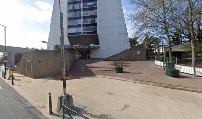 Ikra, Centre de Formation à Puteaux