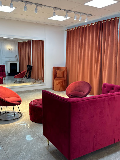 Sk Academy ｜Formations Esthétiques Lyon｜Extensions & Rehaussement De Cils - Browlift Centre De Formation à Vénissieux