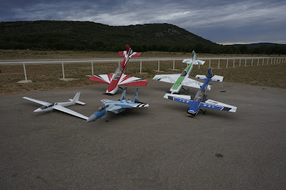 Ecole De Pilotage Skyangels, Centre De Formation à Pourrières