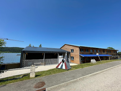 Mfr Cormaranche En Bugey - Cfa Des Métiers Du Bois, Centre De Formation à Plateau d'Hauteville