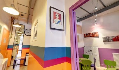 Les Petits Bilingues Etoile, Centre de Formation à Paris 17