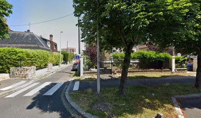 Of Beef Ritter Annie Carmen Simone, Centre de Formation à Villemomble