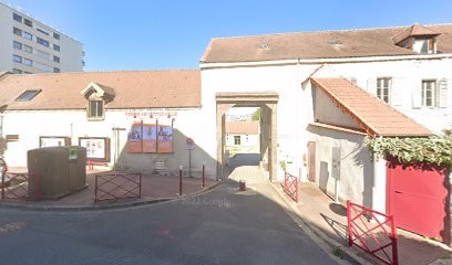 Mairie - Écomusée, Centre de Formation à Fresnes