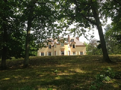 Le Maison, Centre De Formation aux Mesnuls