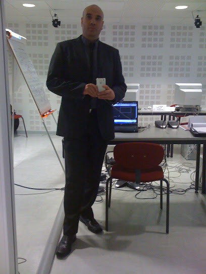 Beghri Khelif, Centre de Formation à Grigny